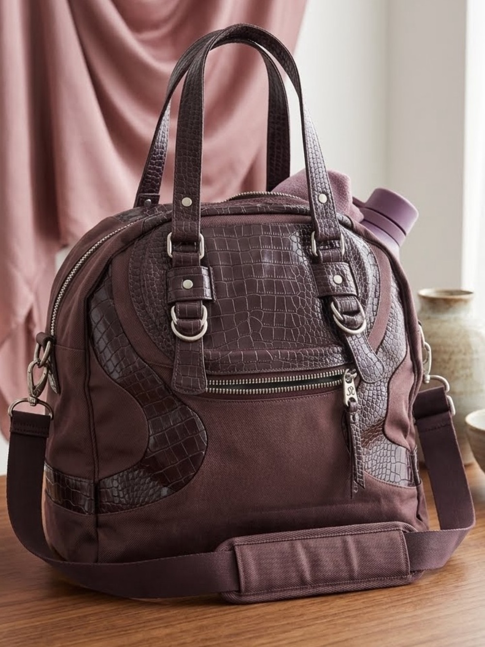 Rare Lululemon Plum Croc Yoga / Bowling Bag